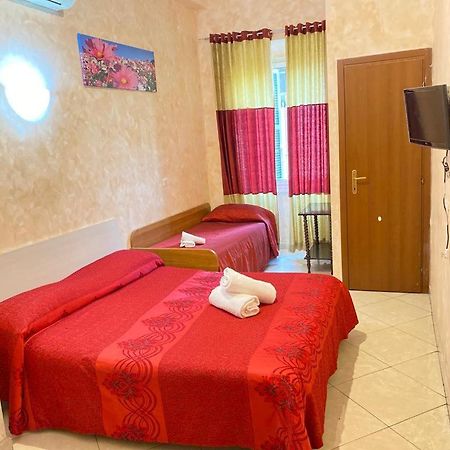 Botel Inn Roma Ngoại thất bức ảnh