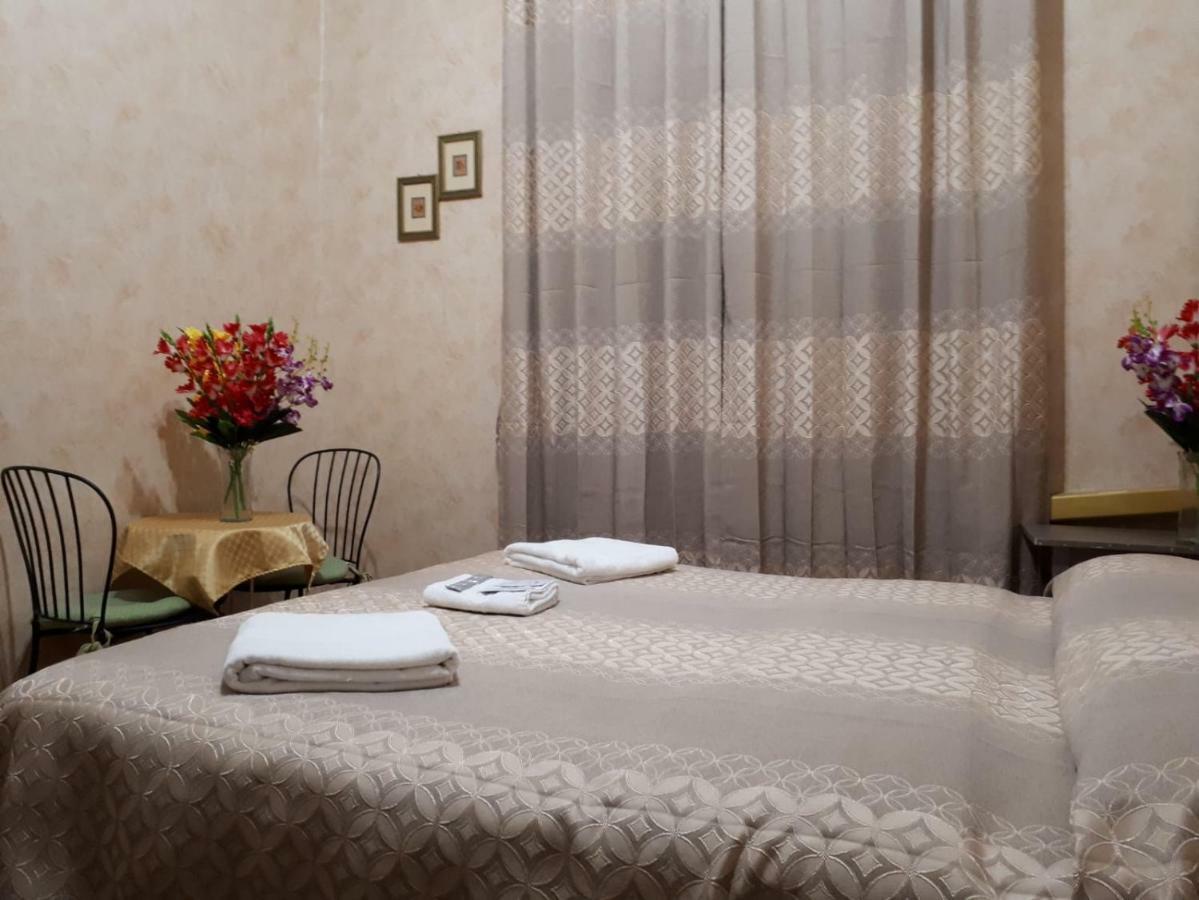 Botel Inn Roma Ngoại thất bức ảnh