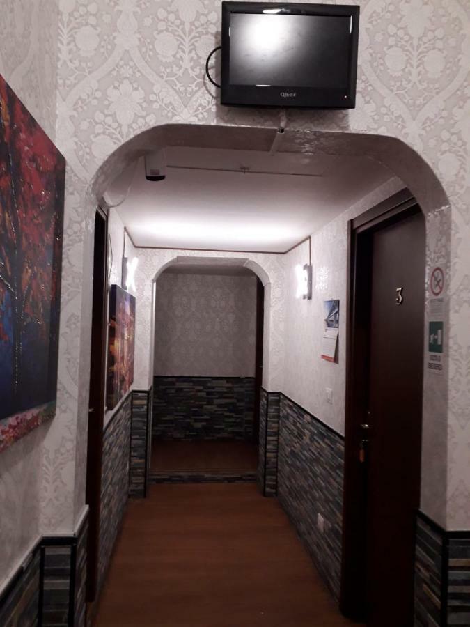 Botel Inn Roma Ngoại thất bức ảnh